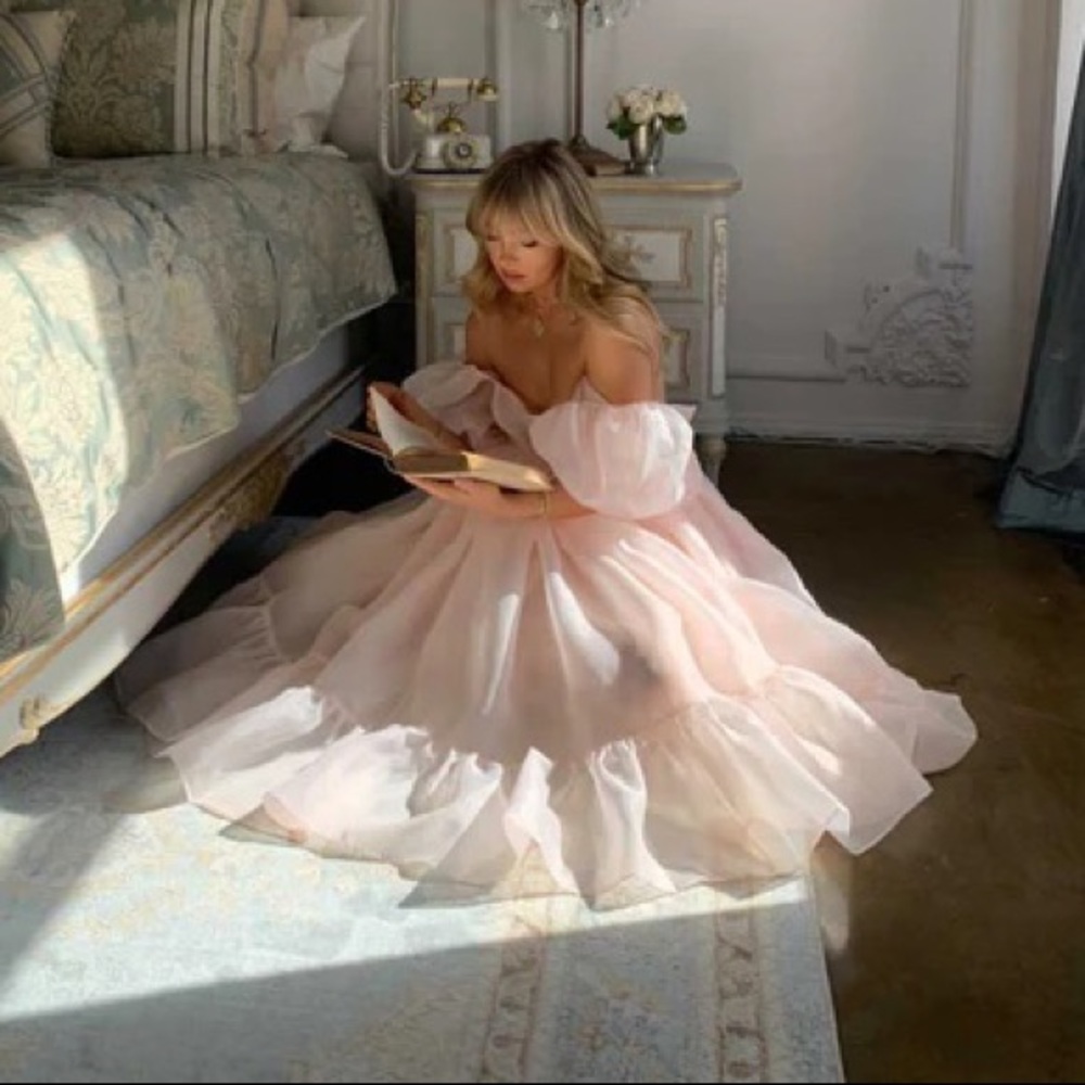 Selkie French puff dress peach